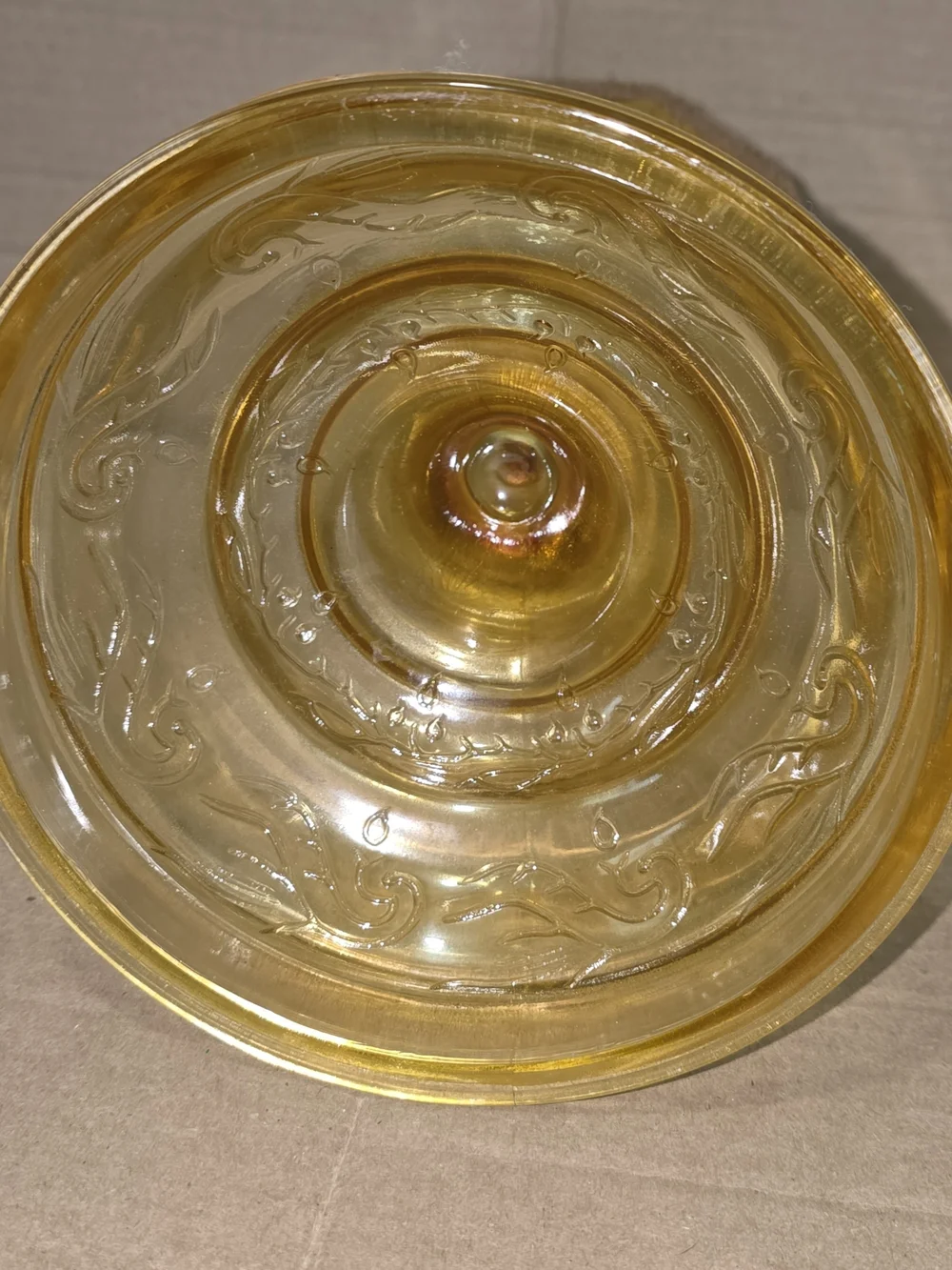 Amber Glass Lantern Lamp — Decorative Home Accent in Yellow